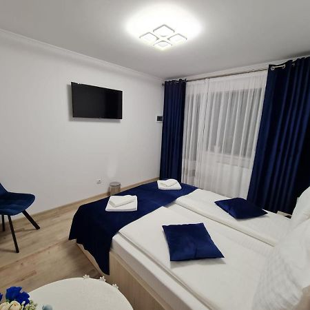 Splendid House Hotel Fagaras Ngoại thất bức ảnh