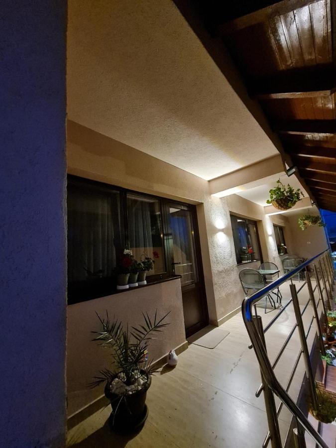 Splendid House Hotel Fagaras Ngoại thất bức ảnh